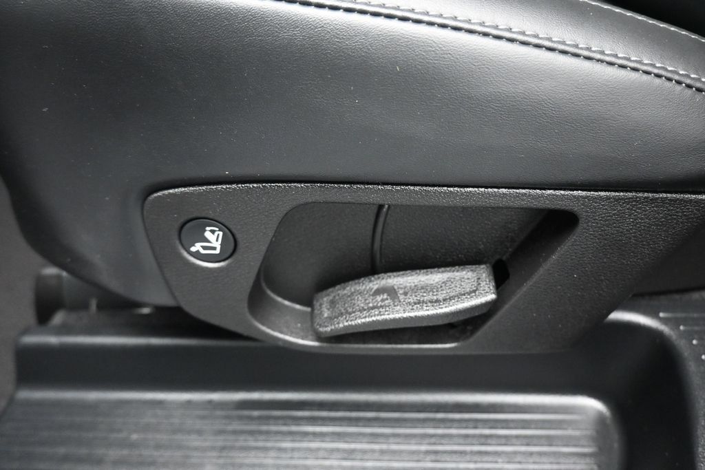 Used 2021 Kia Telluride S AWD/4WD image 32