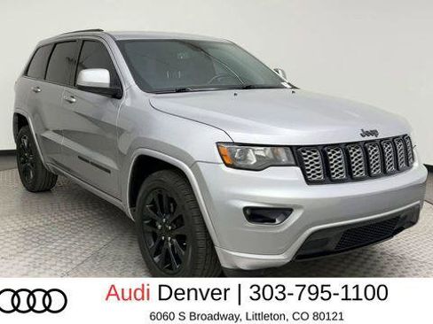 Used 2018 Jeep Grand Cherokee Altitude AWD/4WD image 8