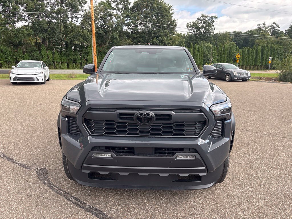 Used 2026 Toyota Tacoma TRD Off-Road w/ TRD Off Road Upgrade Package AWD/4WD image 9