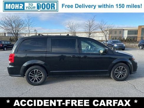 Used 2019 Dodge Grand Caravan GT image 4