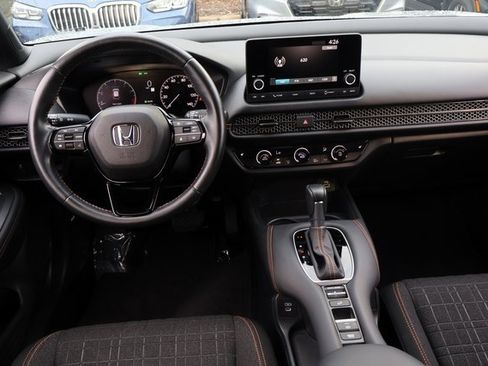 Used 2024 Honda HR-V Sport image 16