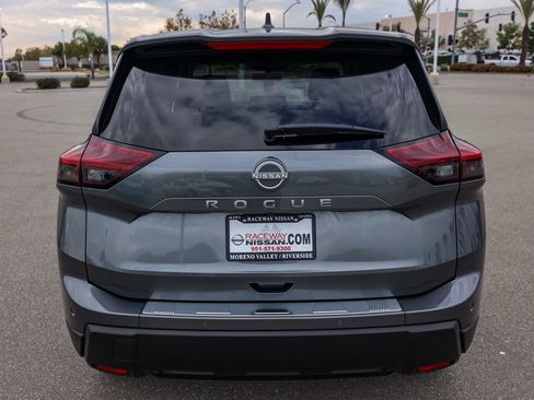 New 2026 Nissan Rogue SV image 5