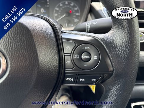 Used 2024 Toyota Corolla LE FWD image 17