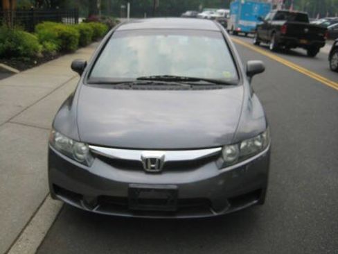 Used 2010 Honda Civic LX image 2