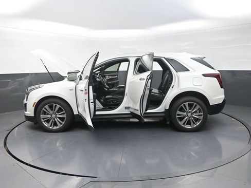 Used 2020 Cadillac XT5 Premium Luxury w/ Platinum Package AWD/4WD image 42