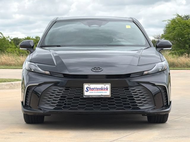 Used 2026 Toyota Camry SE w/ Convenience Package FWD image 2