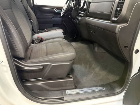 Used 2025 Chevrolet Silverado 1500 LT image 63