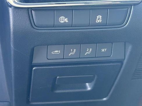 Used 2024 MAZDA MAZDA3 s image 13