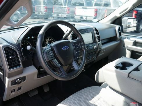 Used 2018 Ford F150 XLT w/ Equipment Group 302A Luxury image 17