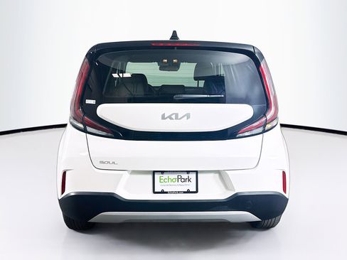 Used 2025 Kia Soul LX w/ LX Technology Package image 7