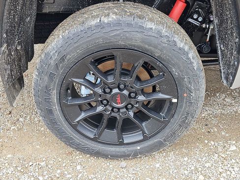 New 2026 Toyota Tundra Limited AWD/4WD image 5