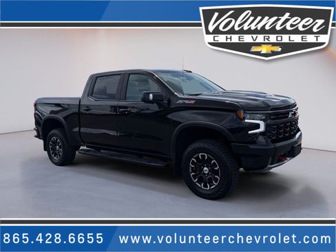 Used 2024 Chevrolet Silverado 1500 ZR2 AWD/4WD image 1