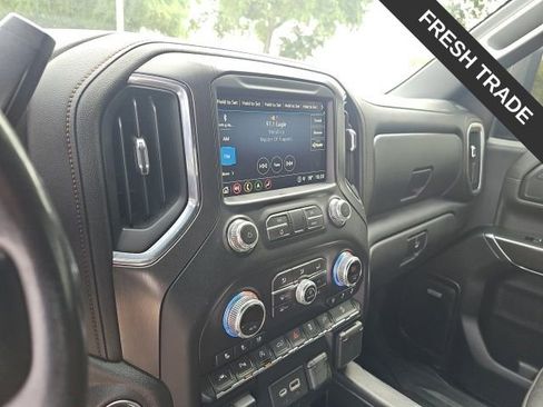 Used 2021 GMC Sierra 1500 AT4 w/ AT4 Premium Package image 8