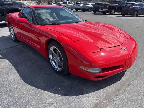 Used 2004 Chevrolet Corvette Coupe w/ Preferred Equipment Group image 7