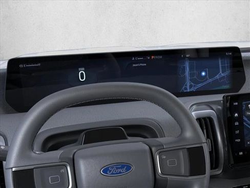 New 2026 Ford Expedition Active image 13