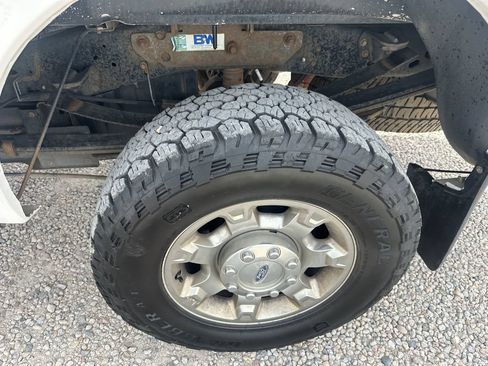 Used 2014 Ford F350 Lariat w/ Chrome Package AWD/4WD image 42
