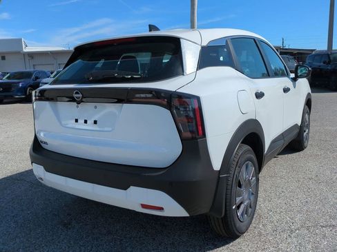 New 2026 Nissan Kicks S image 5