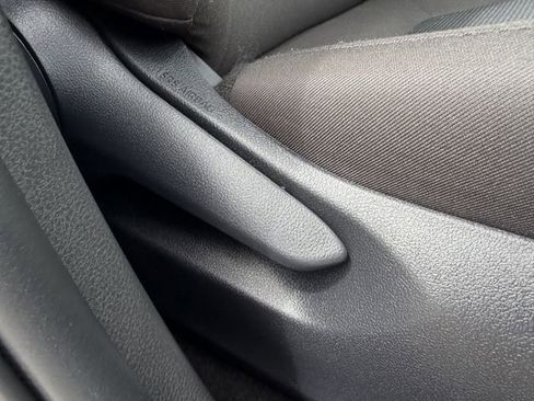 Certified 2025 Toyota RAV4 LE image 27