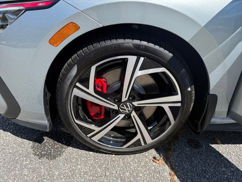 New 2025 Volkswagen GTI SE image 27