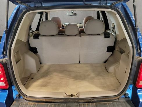 Used 2011 Ford Escape XLT w/ 202A Rapid Spec Order Code AWD/4WD image 19
