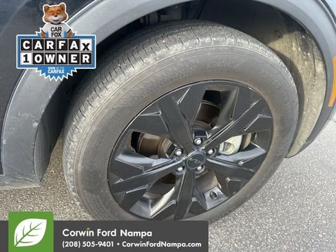 Used 2025 Kia Sportage X-Line w/ Premium Package image 9