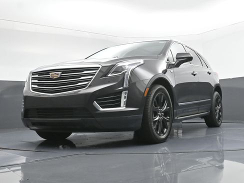 Used 2017 Cadillac XT5 Premium Luxury FWD image 27