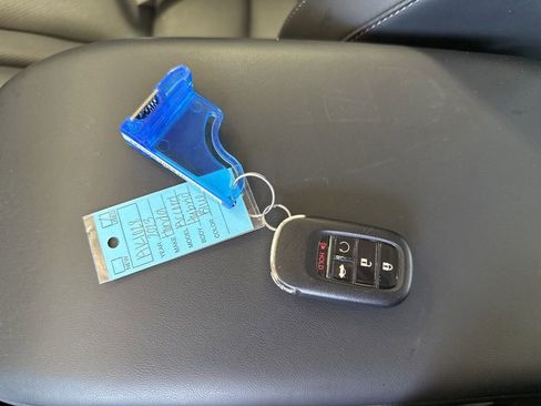 Used 2023 Honda Accord EX-L image 11