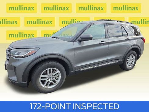 Certified 2025 Ford Explorer Active AWD/4WD image 15