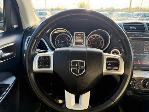 Used 2019 Dodge Journey GT image 19