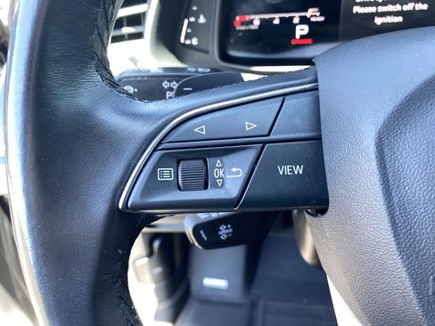 Used 2022 Audi Q7 2.0T Premium w/ Convenience Package AWD/4WD image 29