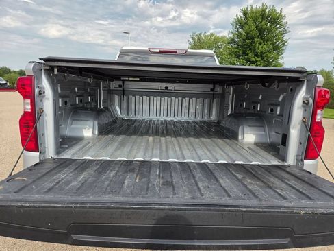 Used 2021 Chevrolet Silverado 1500 LT w/ Work Truck Package AWD/4WD image 29