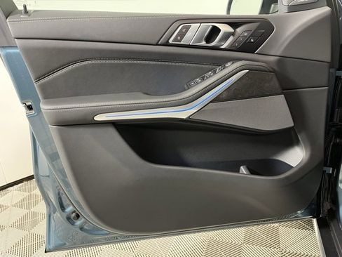 Used 2024 BMW X5 xDrive40i w/ Premium Package image 10