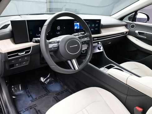 Certified 2025 Hyundai Sonata SEL image 13