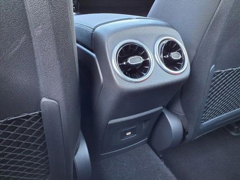 Used 2025 Mercedes-Benz CLA 250 image 18