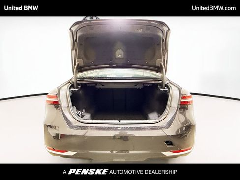 Used 2026 BMW 530i RWD image 14