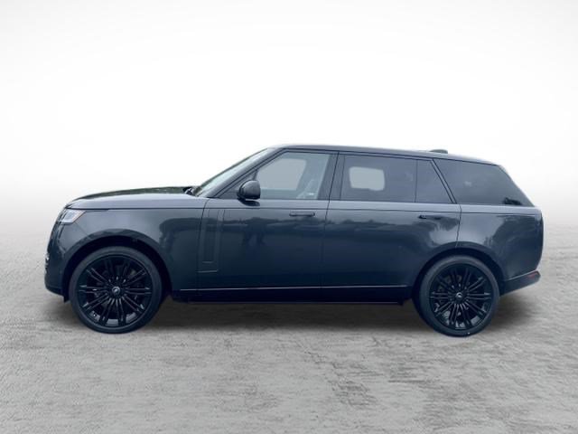 Used 2025 Land Rover Range Rover Long Wheelbase SE AWD/4WD image 8