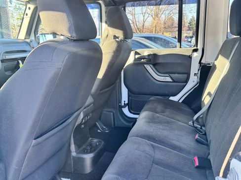 Used 2015 Jeep Wrangler Unlimited Sport w/ Quick Order Package 24S image 9
