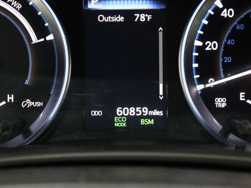 Used 2017 Toyota Highlander Limited Platinum image 36