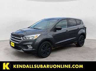 Used 2017 Ford Escape SE video 1