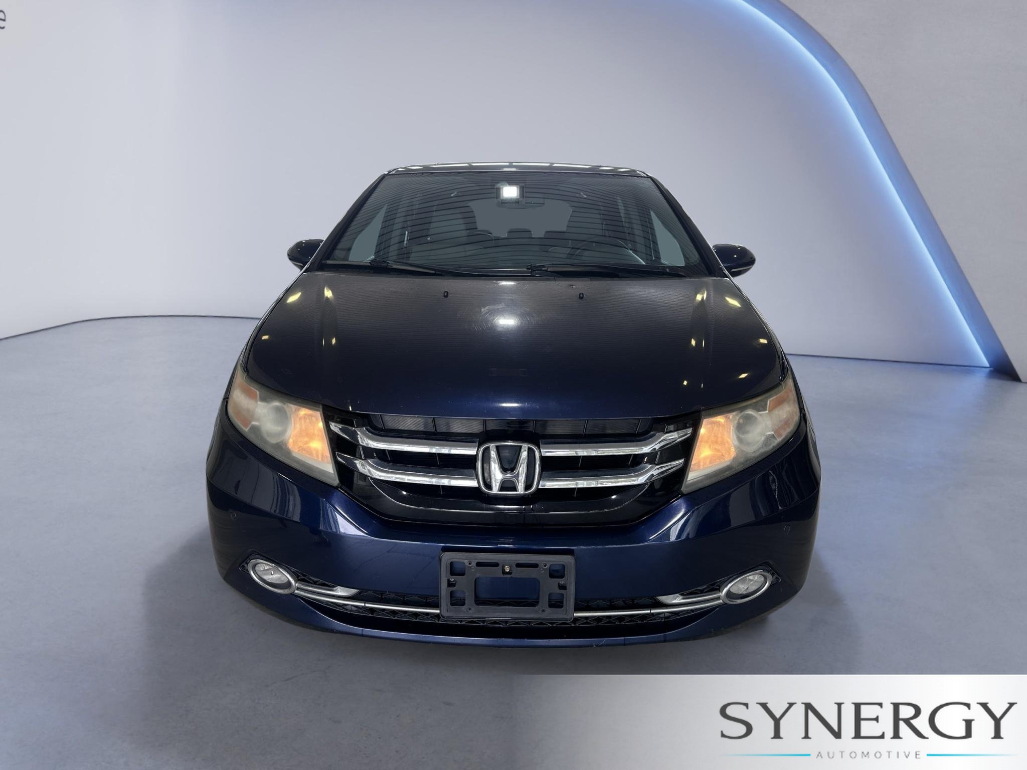 Used 2015 Honda Odyssey Touring image 1