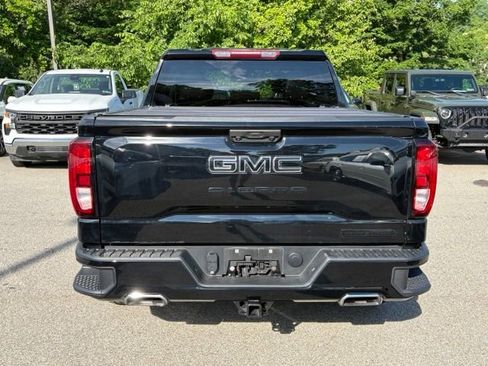 Used 2023 GMC Sierra 1500 Elevation w/ X31 Off-Road Package AWD/4WD image 4