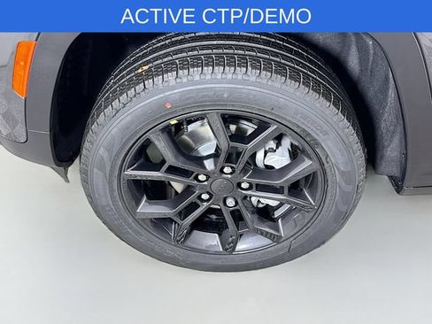 New 2025 Jeep Grand Cherokee Limited AWD/4WD image 31