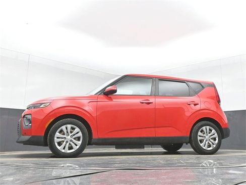 Used 2020 Kia Soul LX image 44