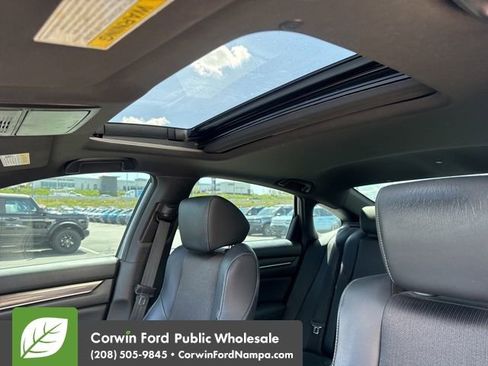 Used 2018 Honda Accord Sport image 10