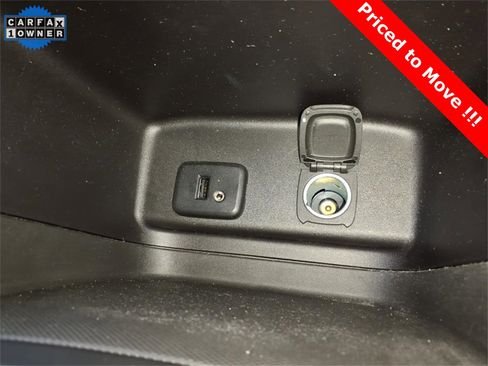 Used 2018 Chevrolet Equinox LT image 20