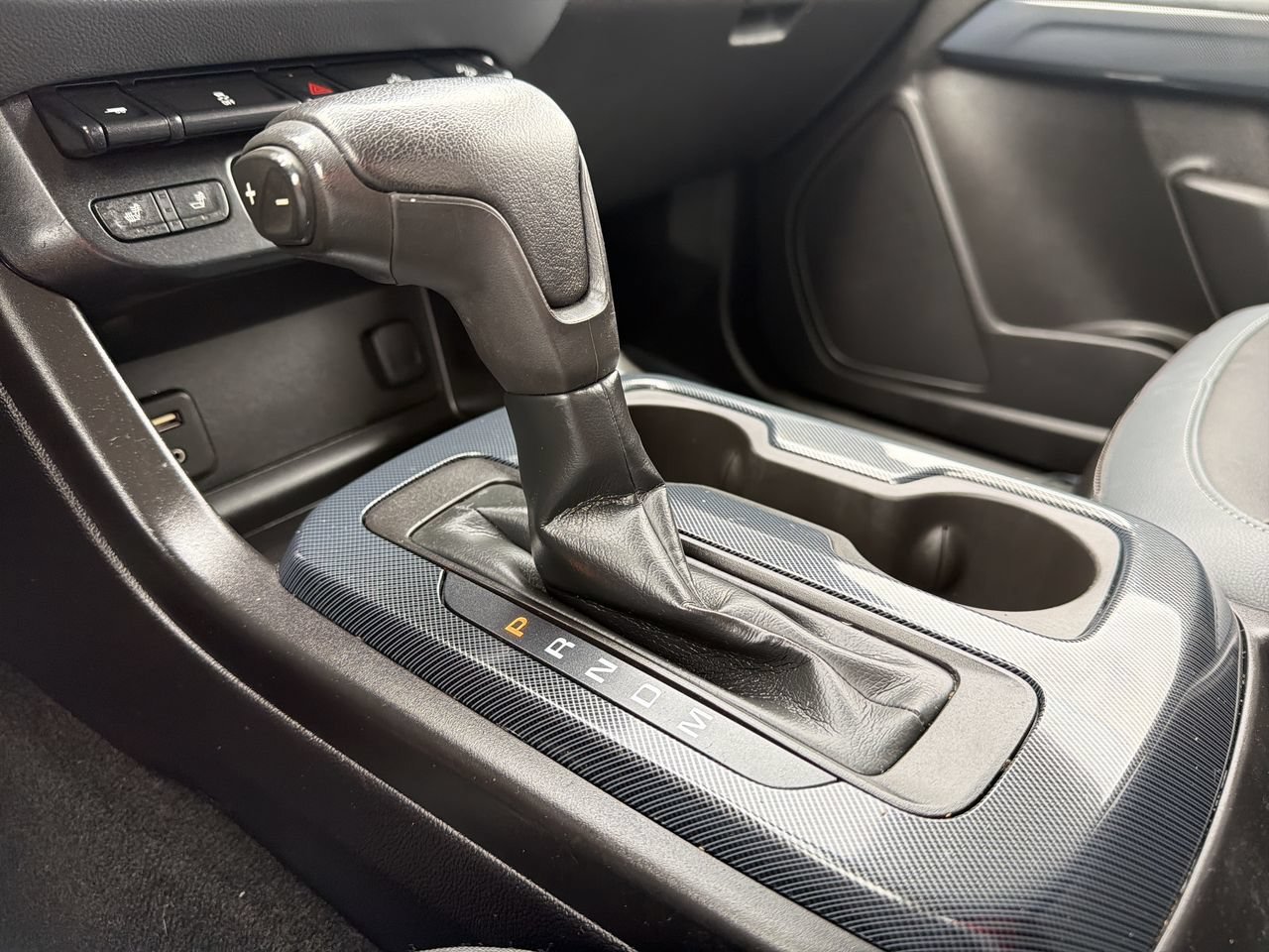 Used 2016 Chevrolet Colorado Z71 AWD/4WD image 23