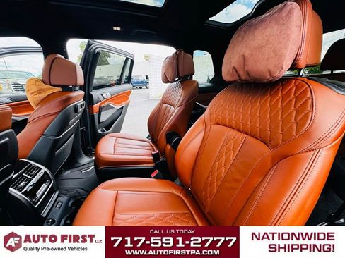 Used 2022 BMW X7 M50i w/ Executive Package image 20