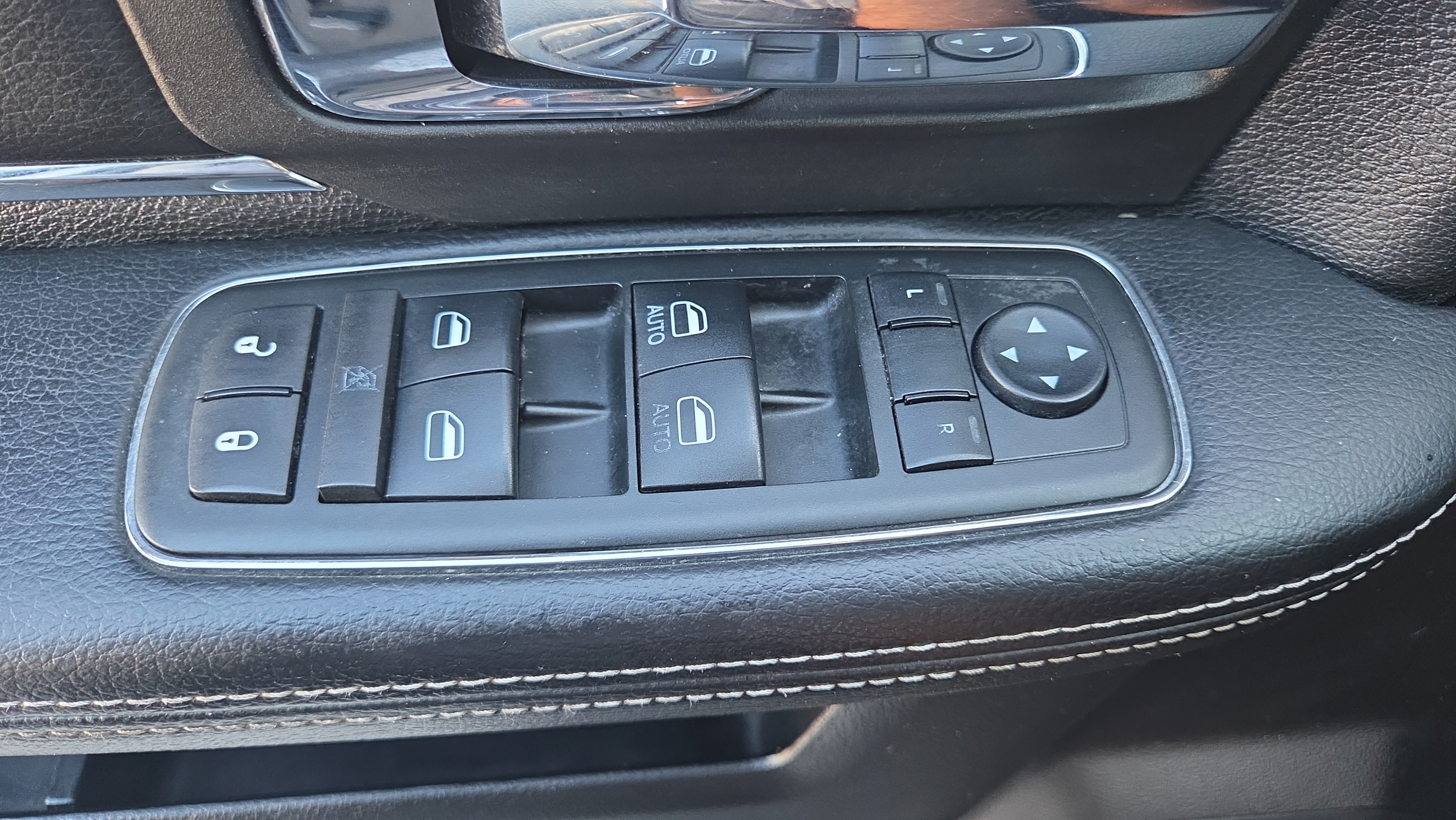 Used 2013 RAM 1500 Laramie w/ Protection Group AWD/4WD image 33