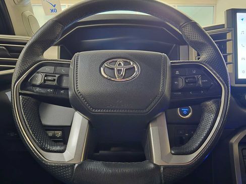 Used 2024 Toyota Tundra Limited AWD/4WD image 11