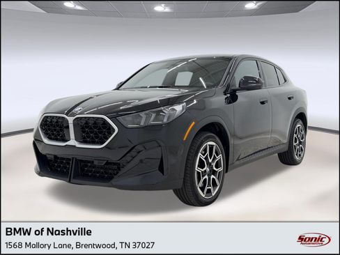 Used 2026 BMW X2 xDrive28i AWD/4WD image 1